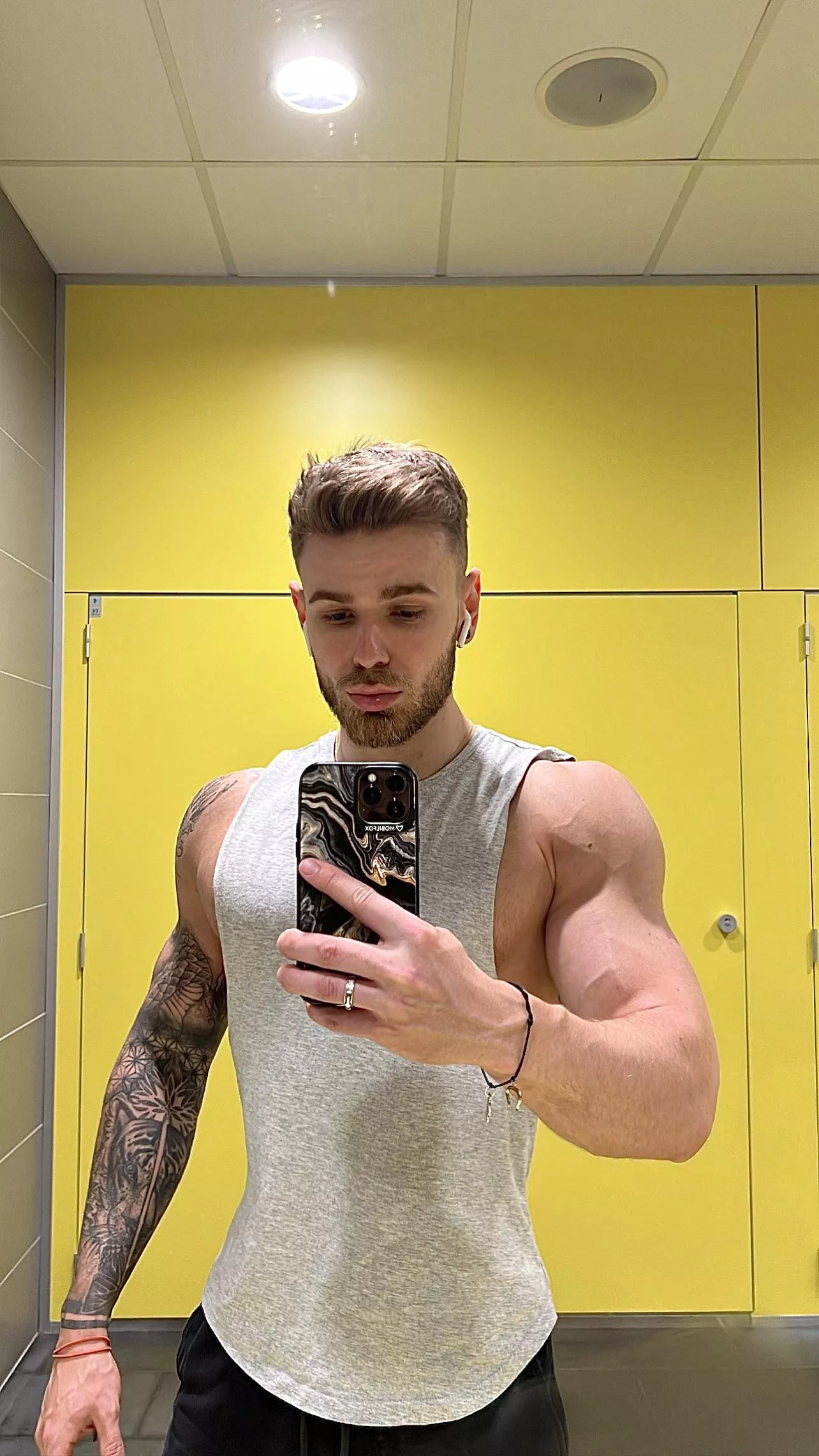 pump day 😈 posted by zaniewskimichal