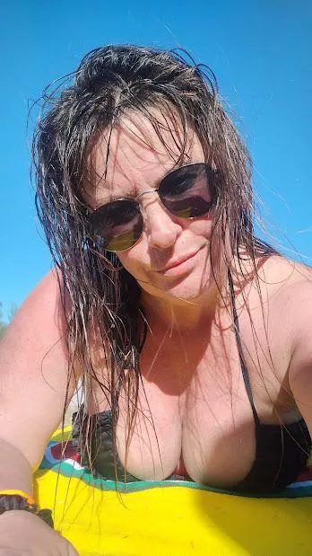Sun, glasses and bikini... posted by ladylara98