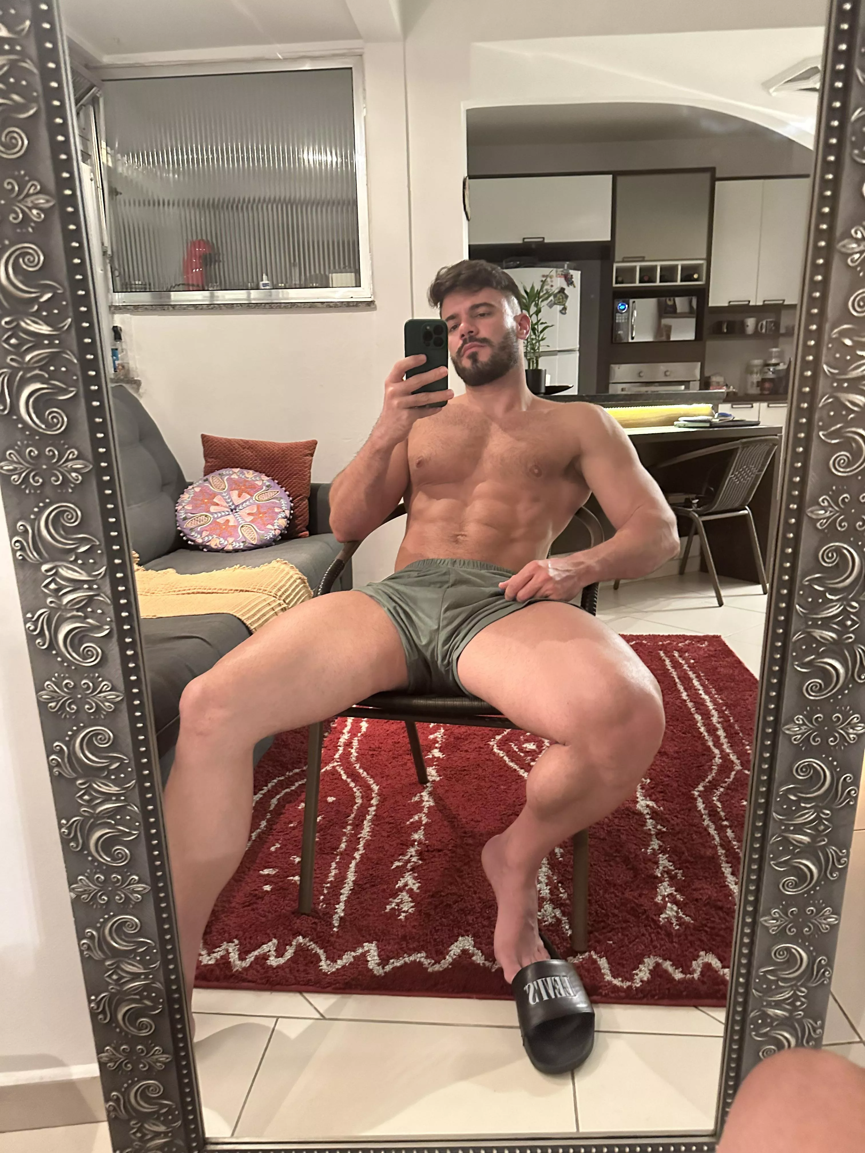 Tired after a long day posted by italofassin