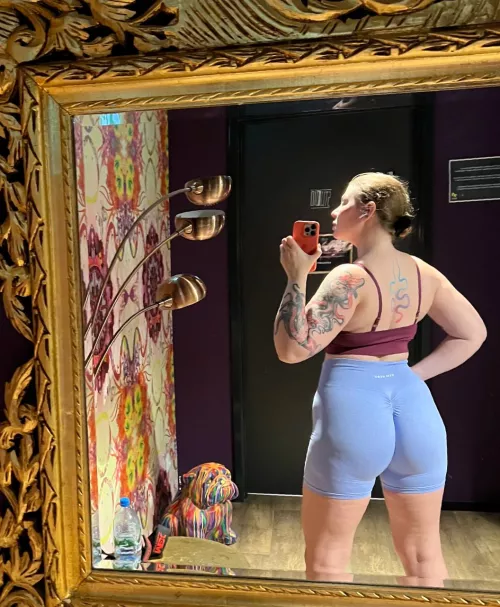 What is ur favorite color of pants? by cyberrrgirl