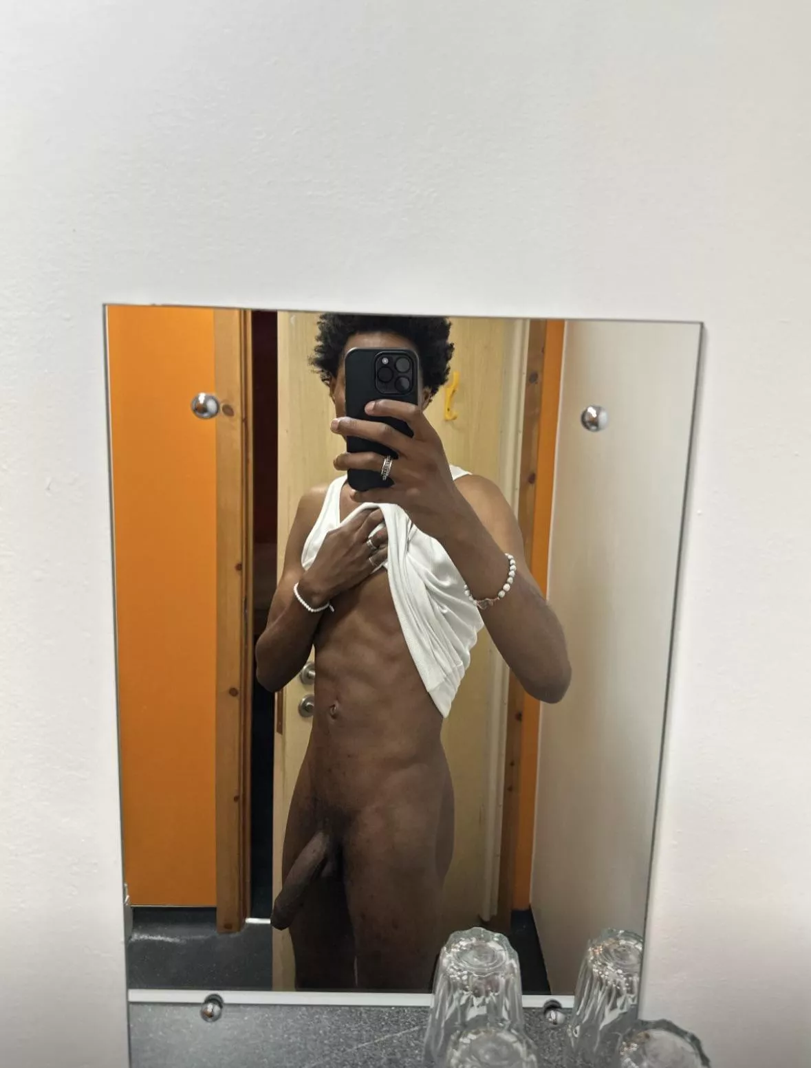 22m @insd00 posted by Princeofdxrkness