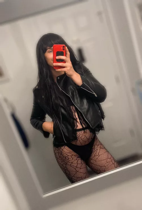 be honest and tell me how this looks! by Maddattheworldcd