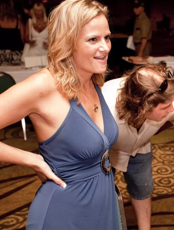 Becca Blossoms posted by wakkaffx2