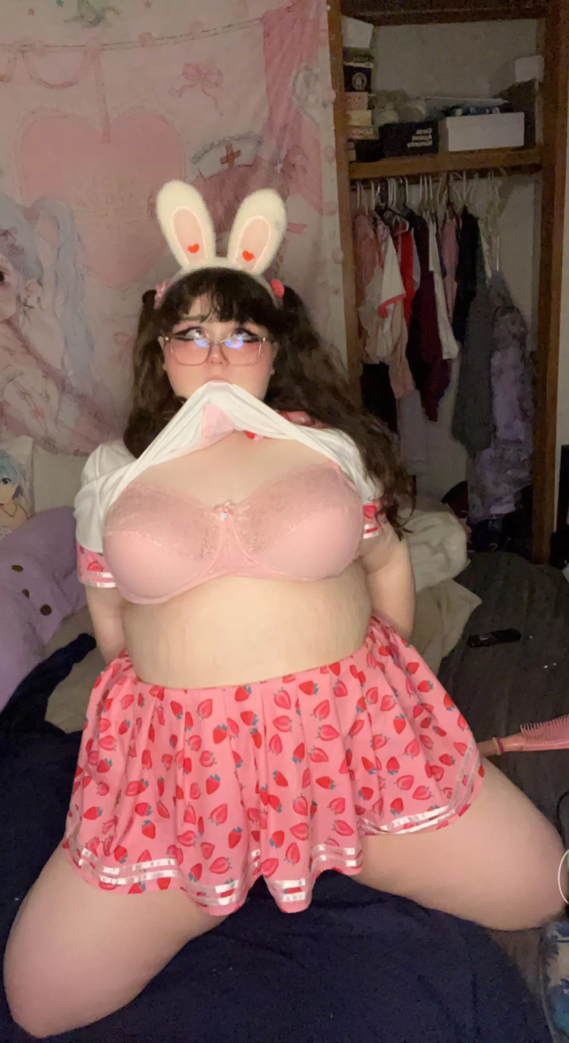 Cum give me head pats 💕 posted by honeyheartfluff