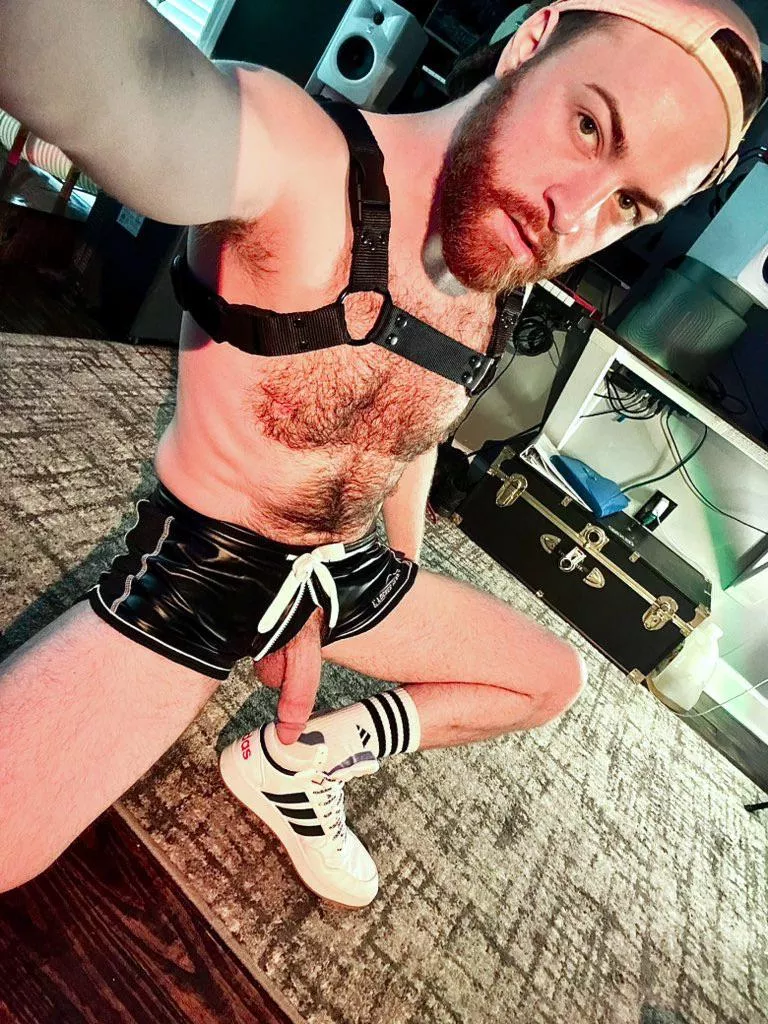 Daddy’s bearded good boy finally nutted all over himself today after over a month… whew. posted by KGBGOODBOY