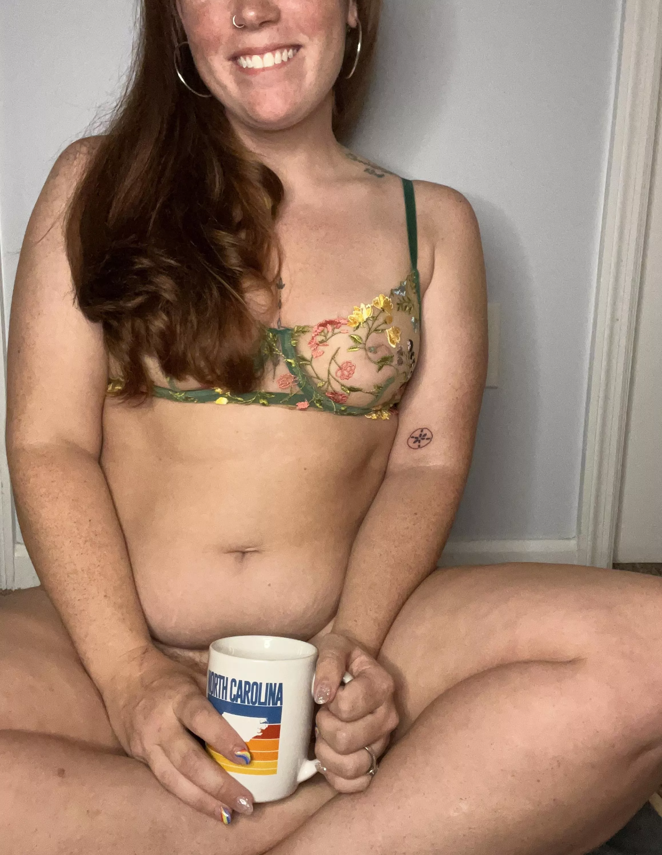 Goodmorning posted by cheeksandfeet