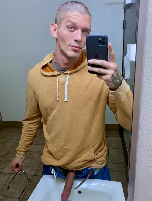 I am a hard worker. Literally. I’m at work and hard AF. by Stone_Drifter