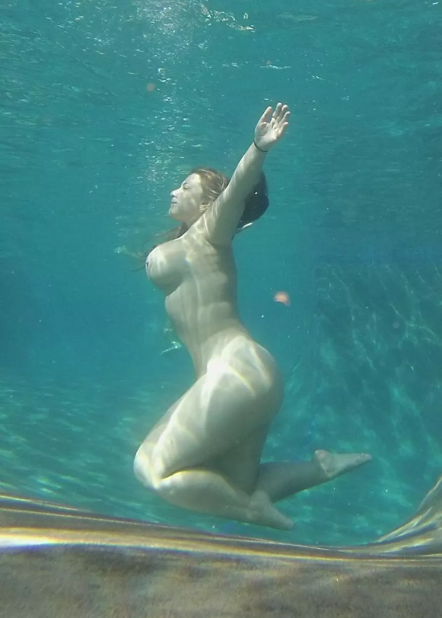 London Andrews posted by duncan_wooster