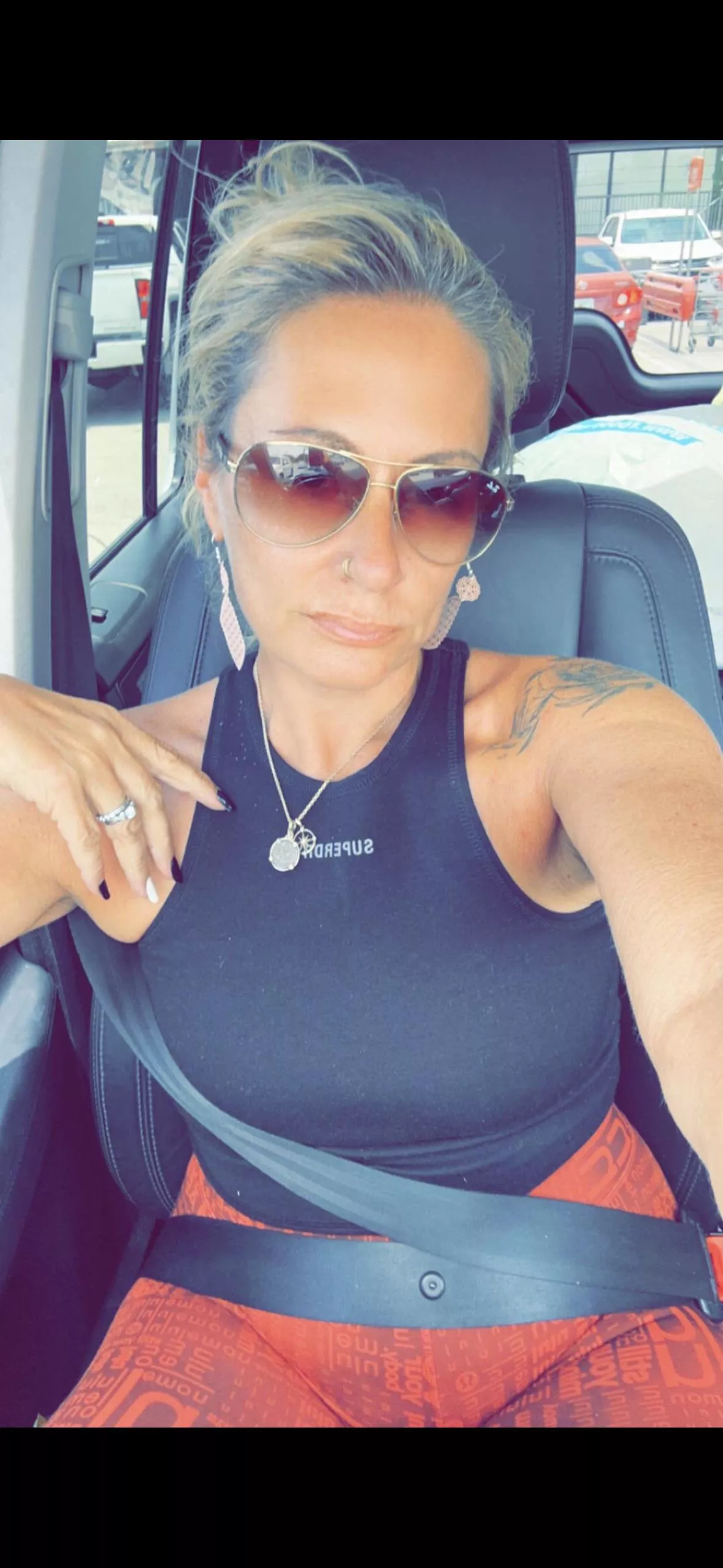 Lulu’s posted by gradeaaa1