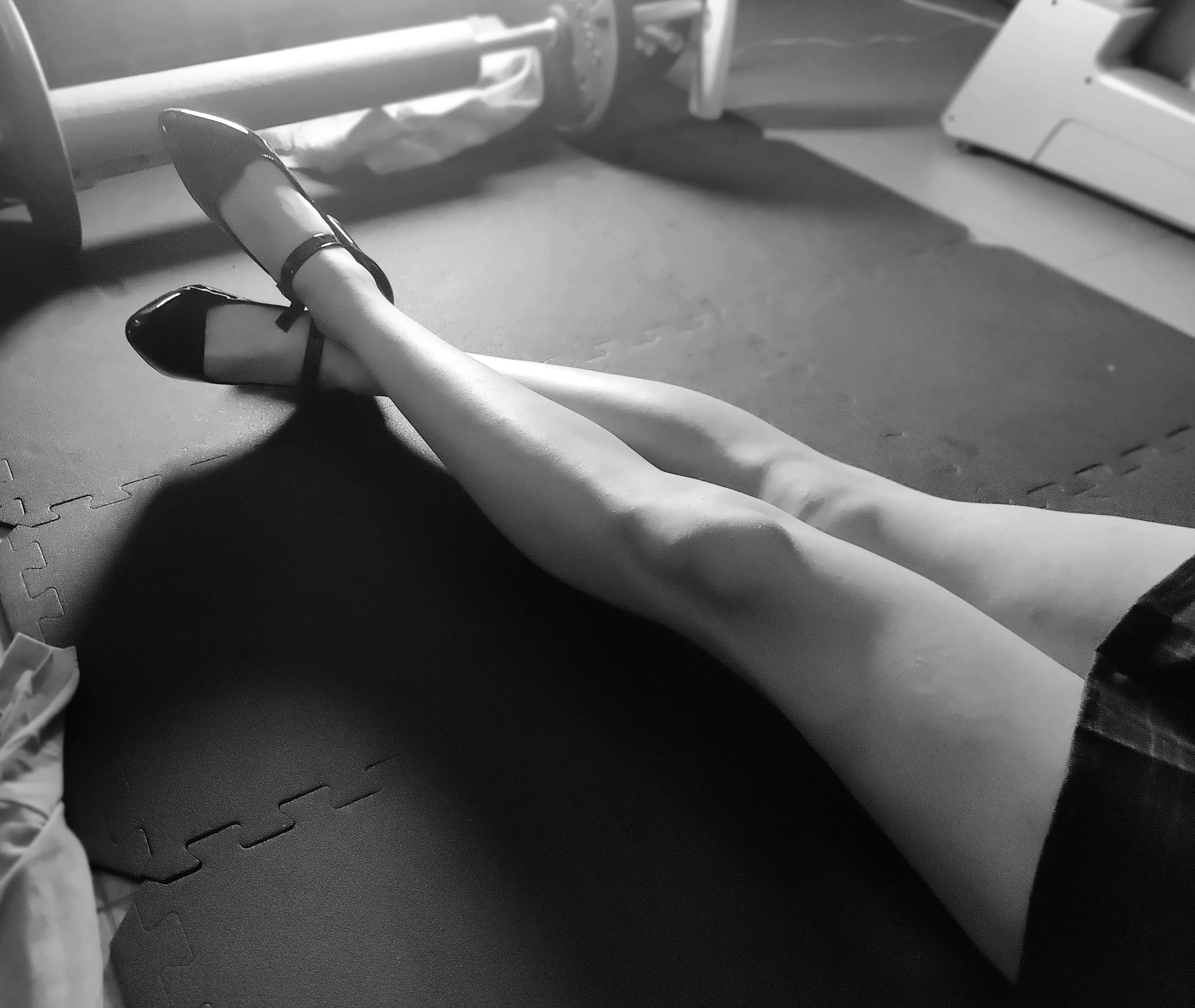 My beautiful set of legs posted by Cross_Boii