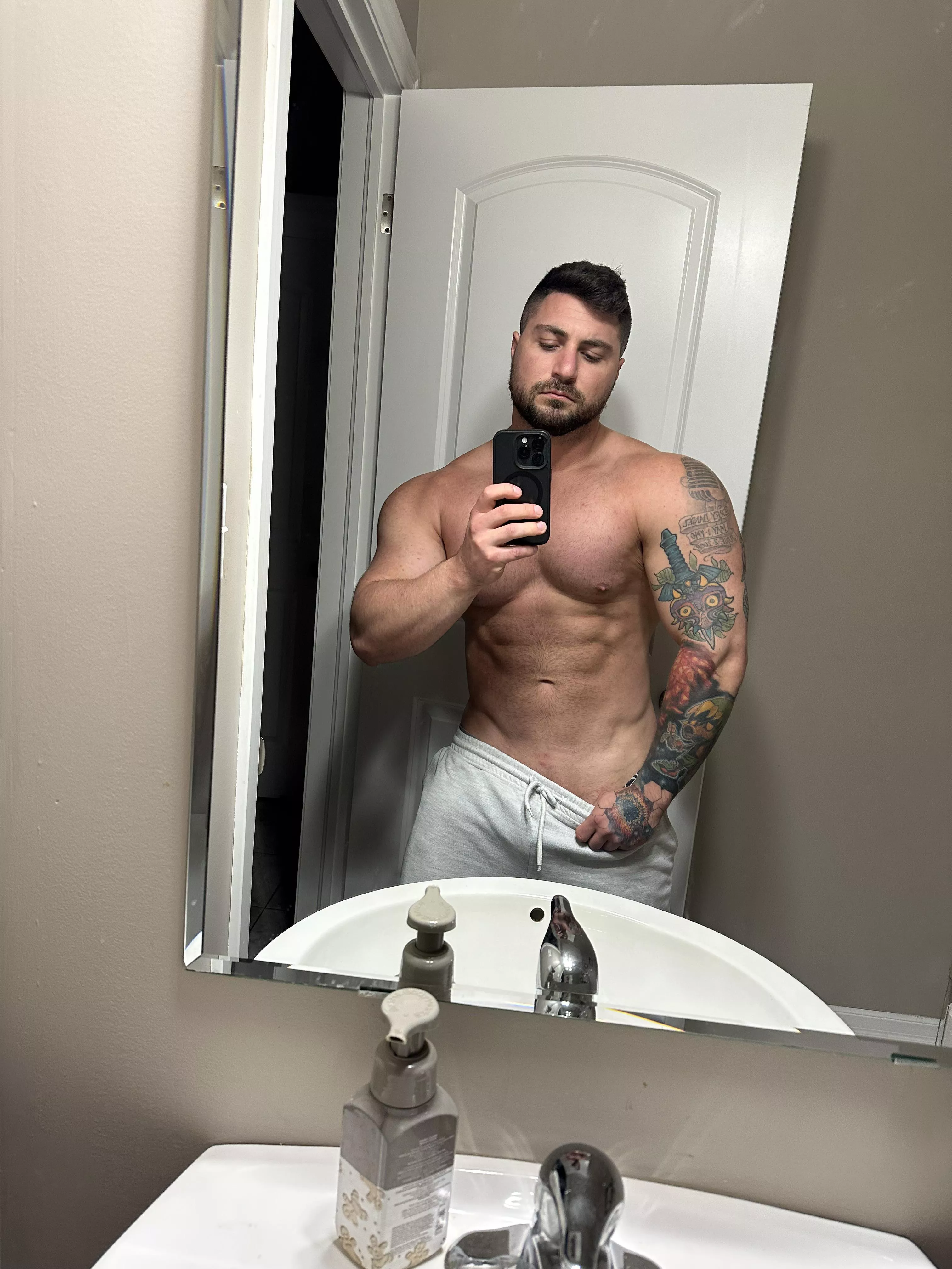 Need to finish my sleeve posted by Averagejoe_fit