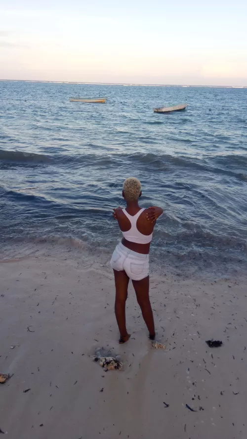 Ocean soul ,beach vibes by Sweet-Hearing-5941