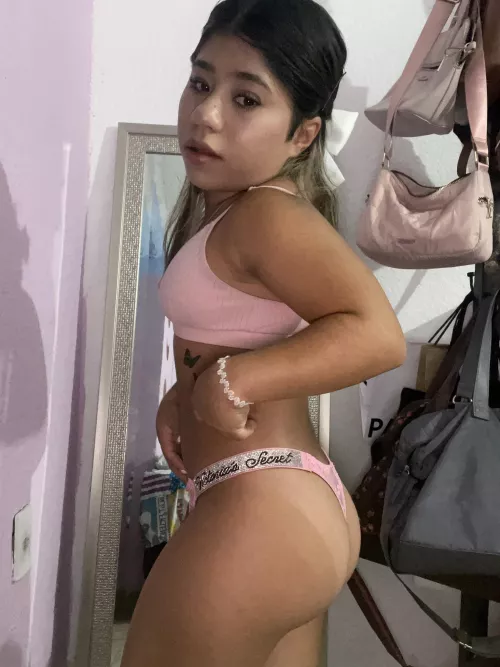 Pleasure in a extra petite package 😛 4 feet tall F26 by Kiwipeelz