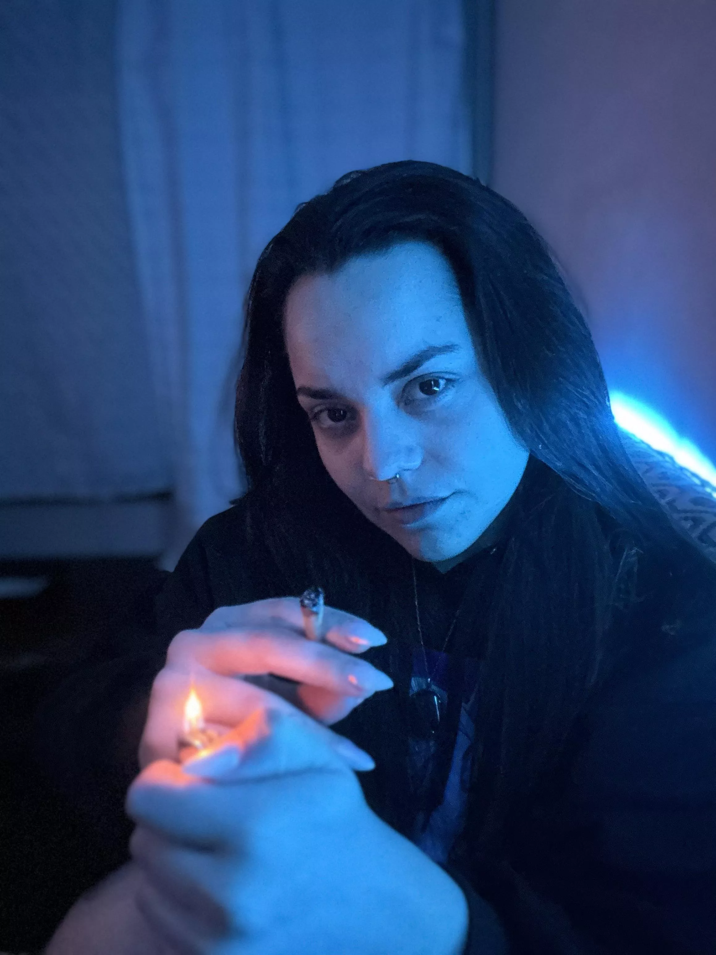 Rolled my own cigarette 💖, proud bby 🫶🏻 posted by lilkhaleesii