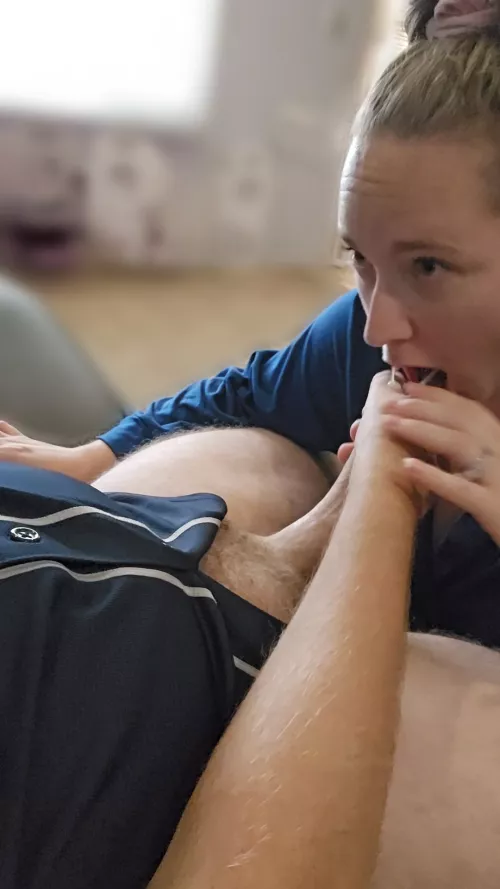 Taking another guys load in my mouth like a good girl 😈 by CraveMeGently