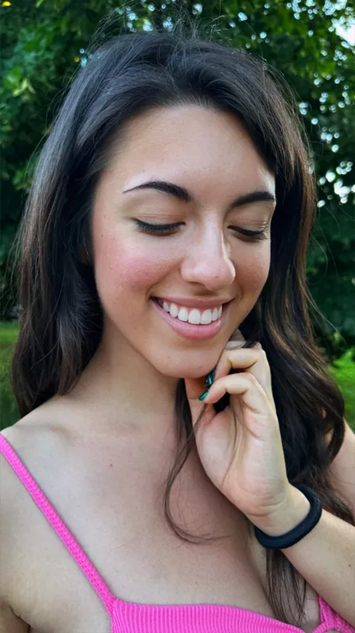 Today seems like a great day for a walk, so here I am F19 by little__devill