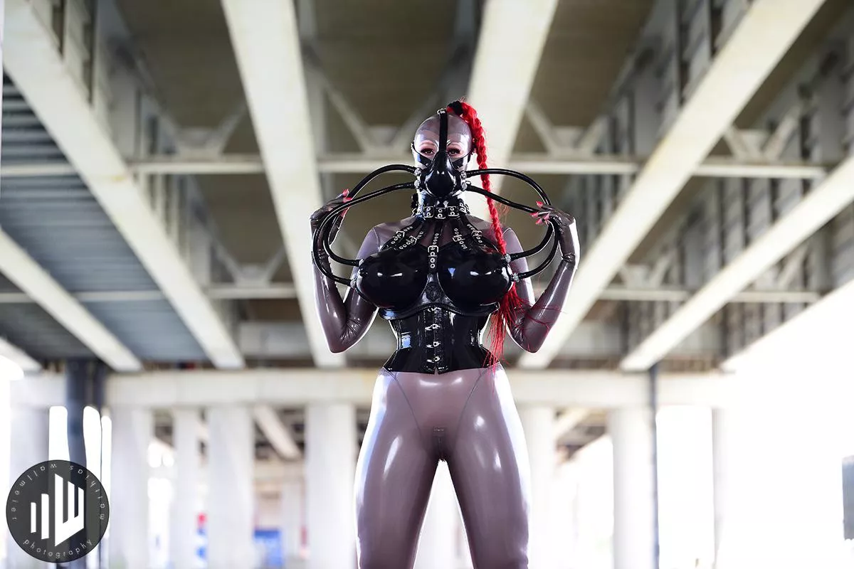 Wearing my new metallic platinum latex catsuit and matching hood for the first time. Combined with my torpedo boobs by Rubbers Finest. posted by Miss_Fetilicious