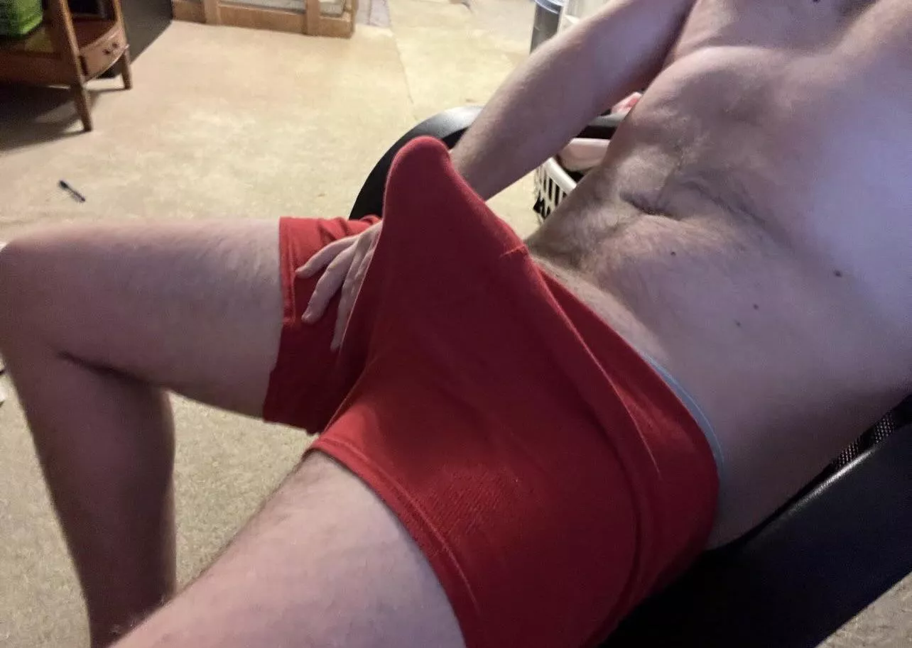 Why don’t you take a seat 💺 [M21] posted by threwnawayaway