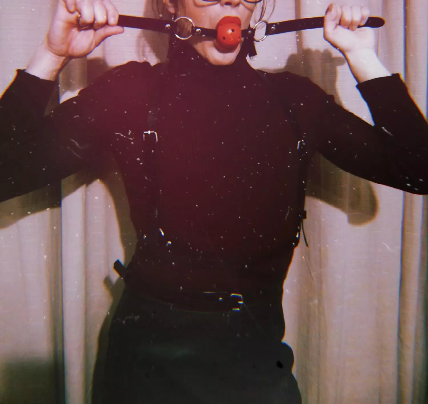 Won't you see that a lady has to get gagged on her own? Would you mind lending a hand? posted by WynonaTheWilde