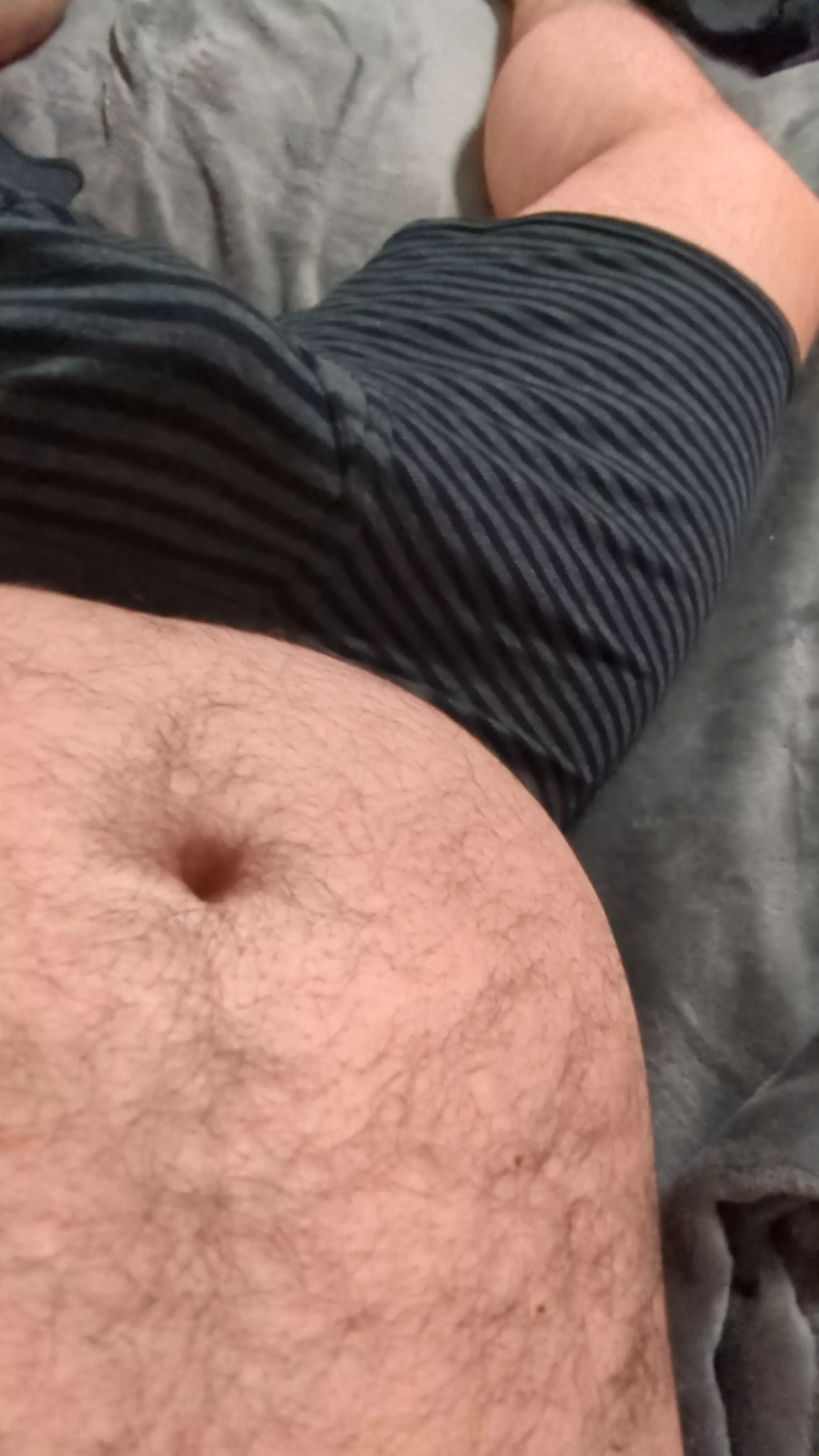 24 chubby bi guy here for fun 😊 DM me if you like what you see 😁😋 posted by cock_rocky