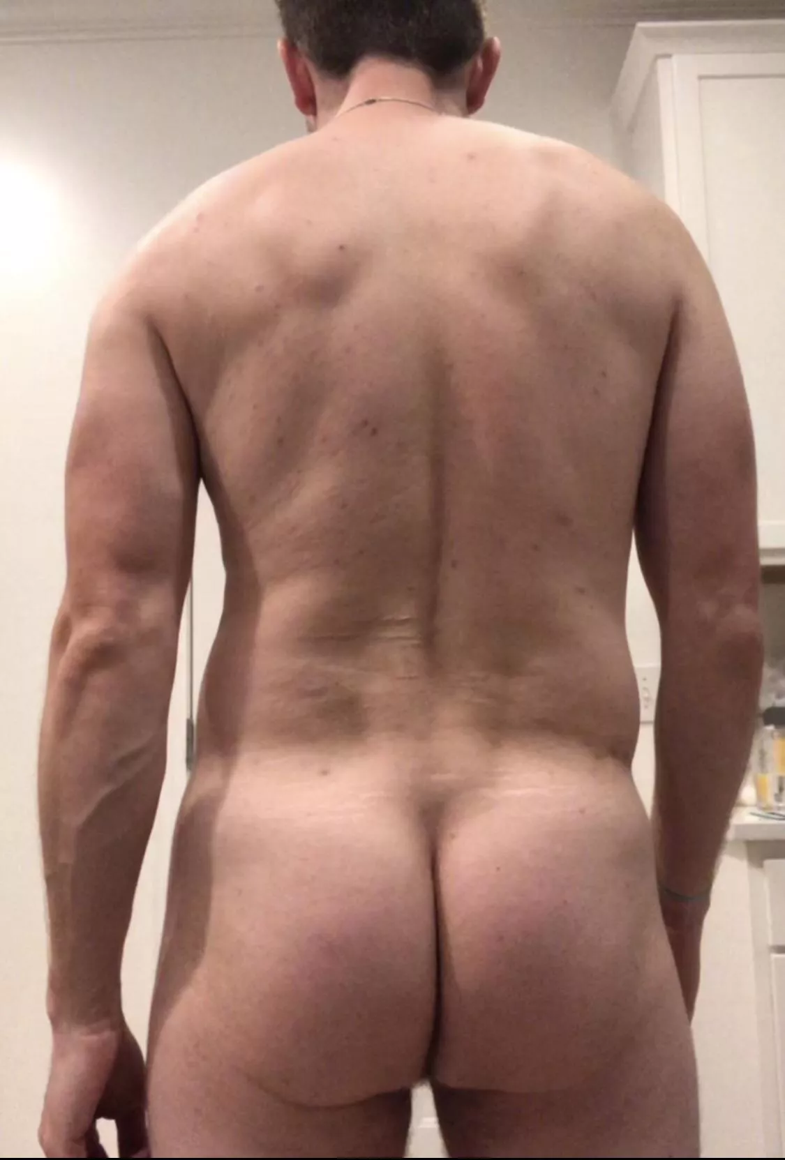 [32] My secret fantasy as a straight guy? Having my ass worshipped. posted by FLR006