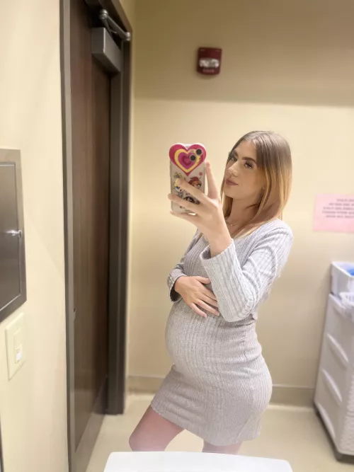 33 weeks 🩵 by Summersuxxx420