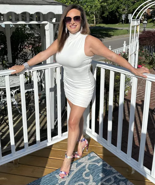 44yo amateur milf by sophienextdoor