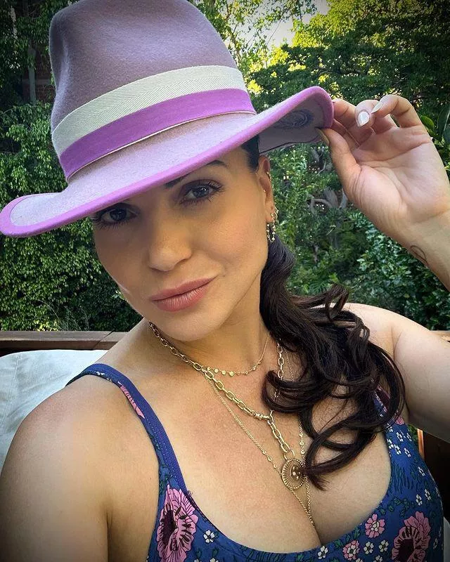 Aged beauty indeed posted by agent_zero43