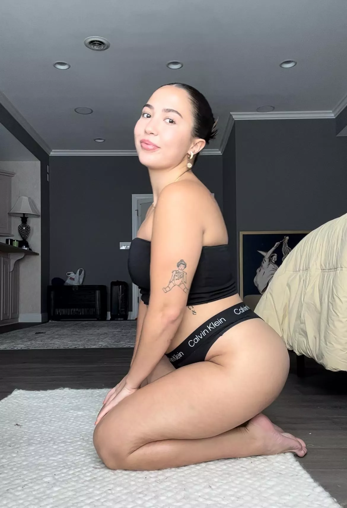 Can I send you some nudes ? Just say YES 🤭 posted by MorrisJacksonc