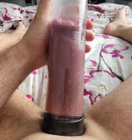 Feeling fat in my new tube! by Rez232