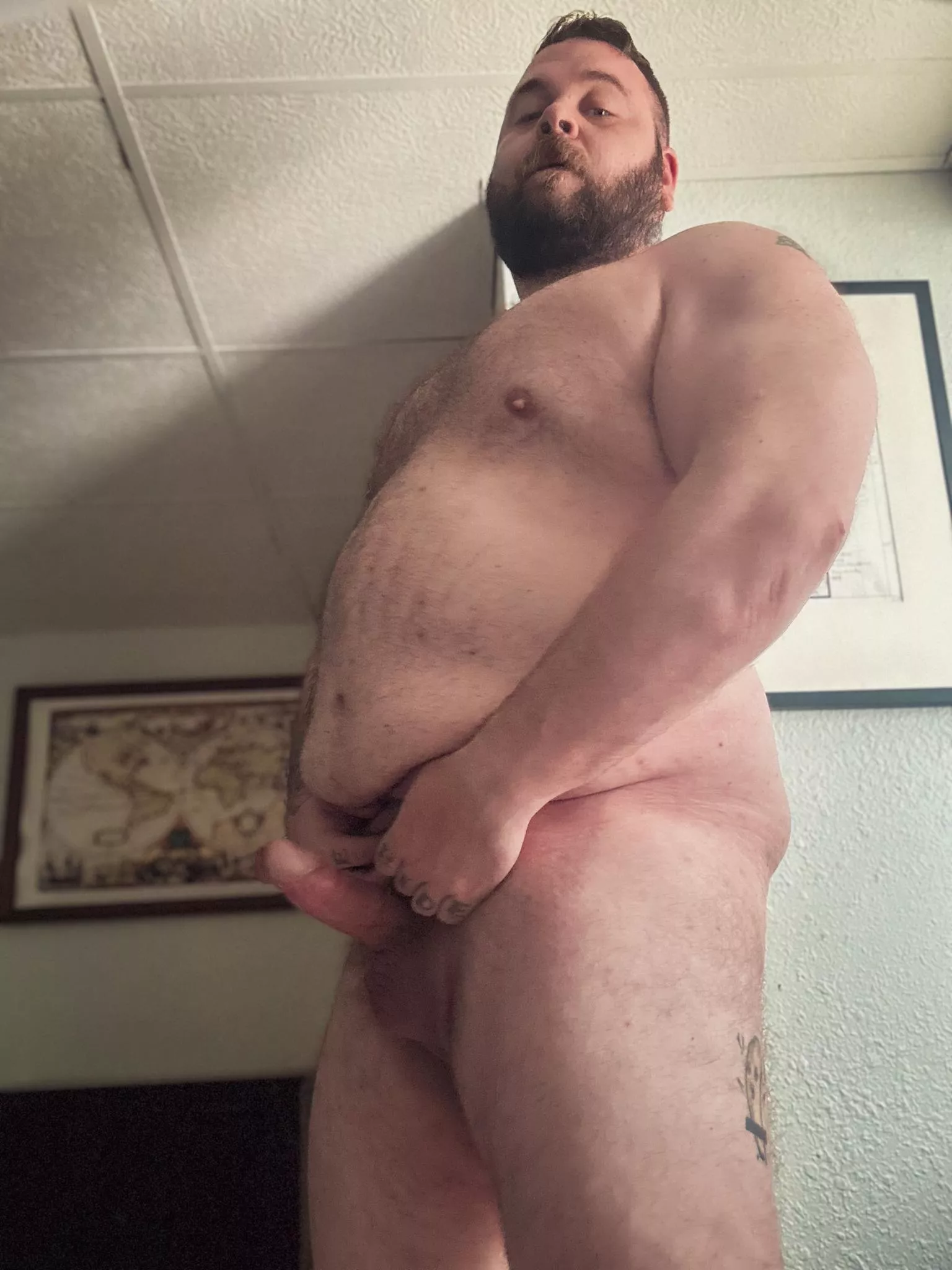 Get to work posted by Zeroun1v3rse