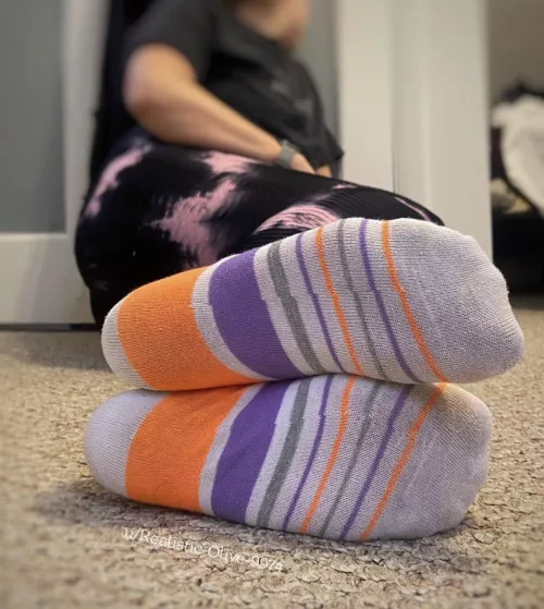 Hi there 😉 by Realistic-Olive-9974