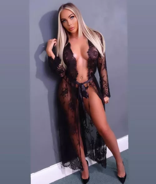 How can I help you? by avagracelove