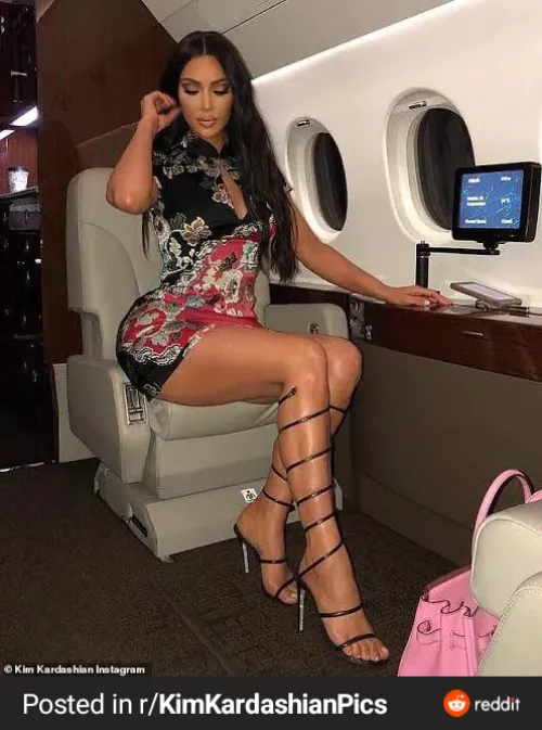 Kim is an absolute goddess tgat I want to worship by PassionateBud