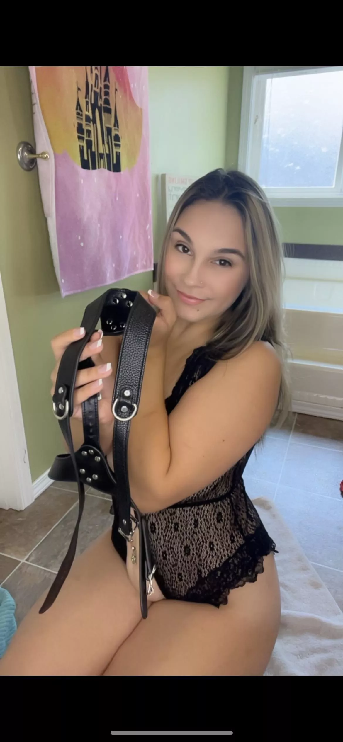 Let’s get you in your collar, and let me edge you until you can’t take it anymore. posted by Pregnantgoddess20