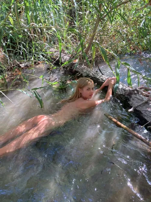 push my panties and enjoy me by pediatrigxk