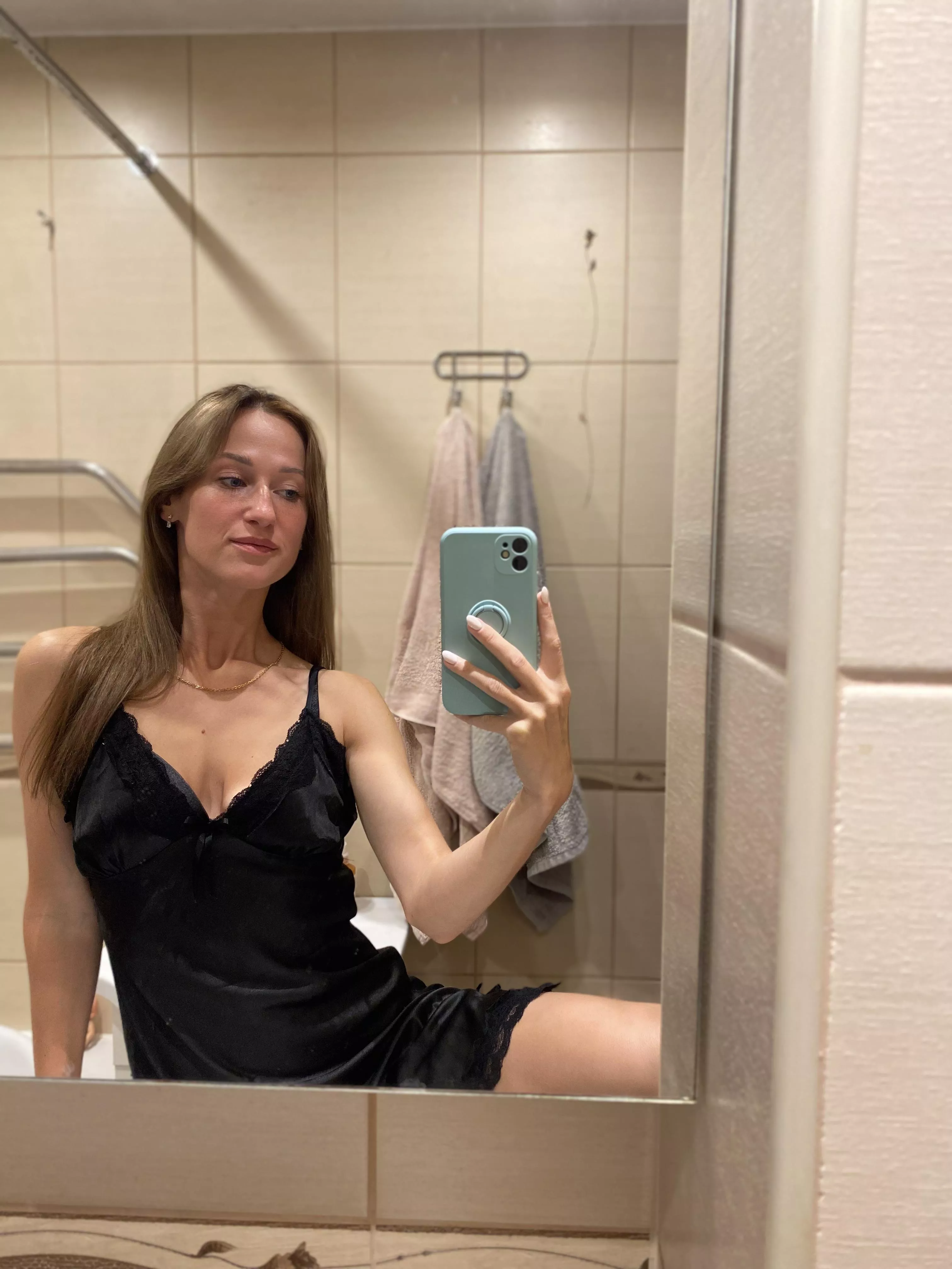 Took a selfie before…[f] posted by TheEmilyXrose