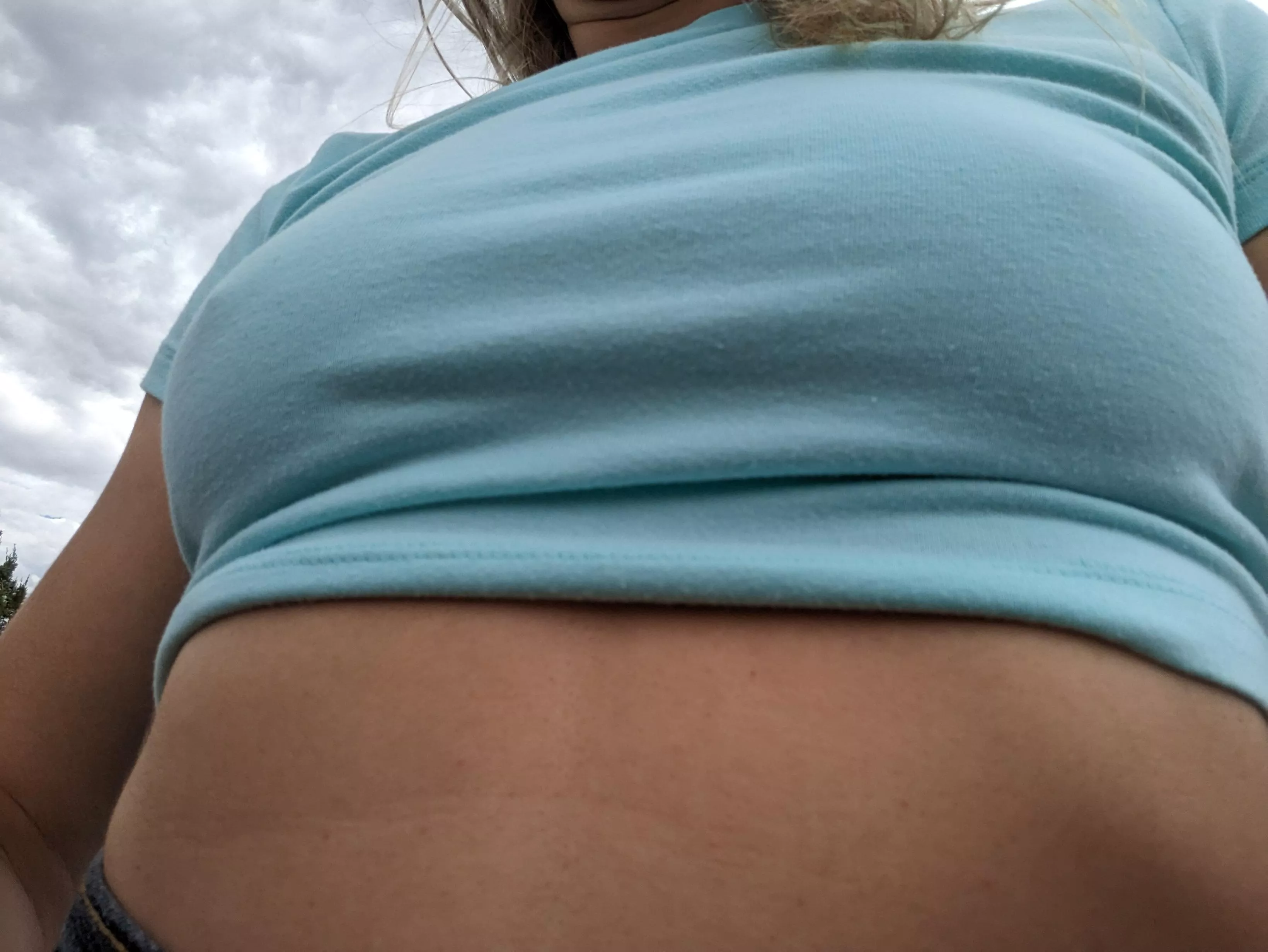 up close and personal posted by euro2usdream