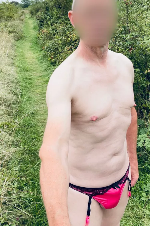 Went to the Hogs Back near Guildford today. It's a well known Surrey cruising ground. by mary_mcqueen