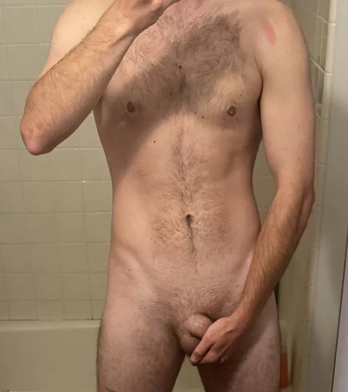 23 horny hockey bro looking for a fit jerk bud @djdj5139 by IReallyHateBirds