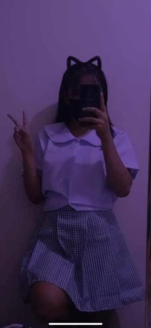 Am I too young, if I’m still in high school 🤭 18f pinay by PinaySaraii