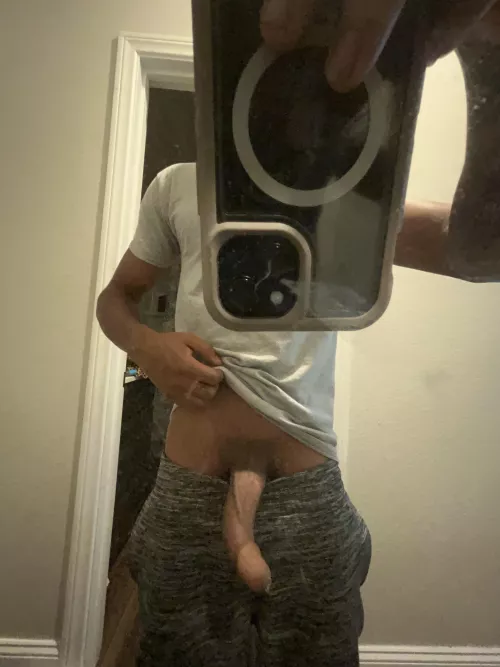 Be honest, what do you think about my 3rd leg? by Bigblackbull21