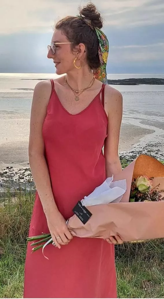 Beautiful flowers with lil red bra lines posted by b_mylo