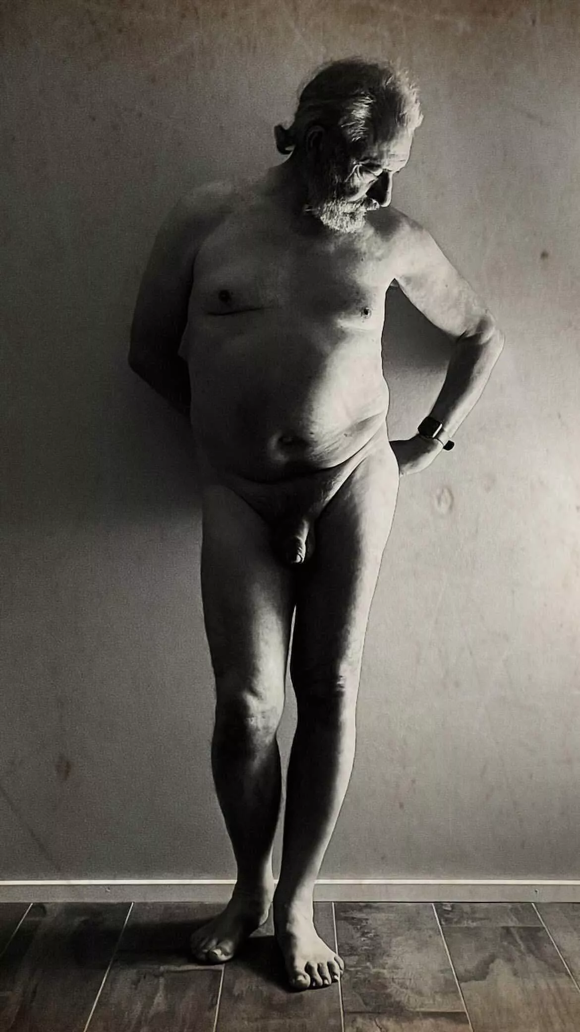 Classical nude (male fb) posted by vivastraimages