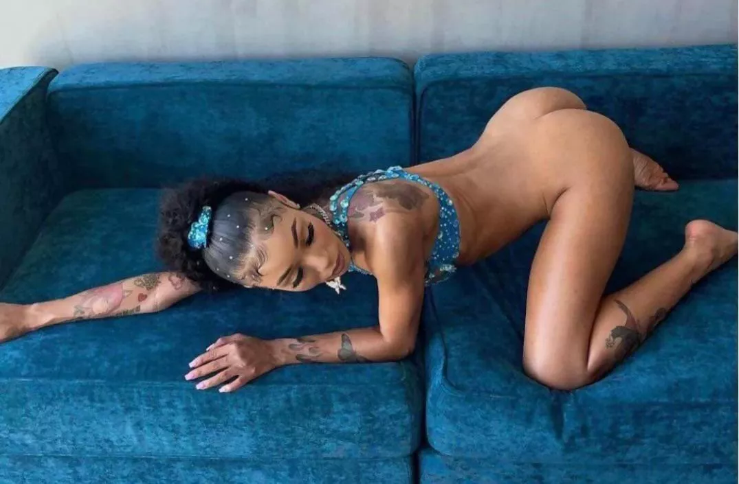 Coi🔥 posted by SnooChipmunks5900