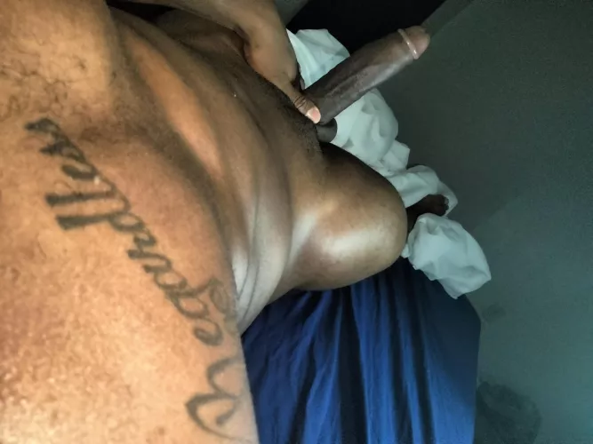 Come lay with me 😈 by ThirdlegTrey