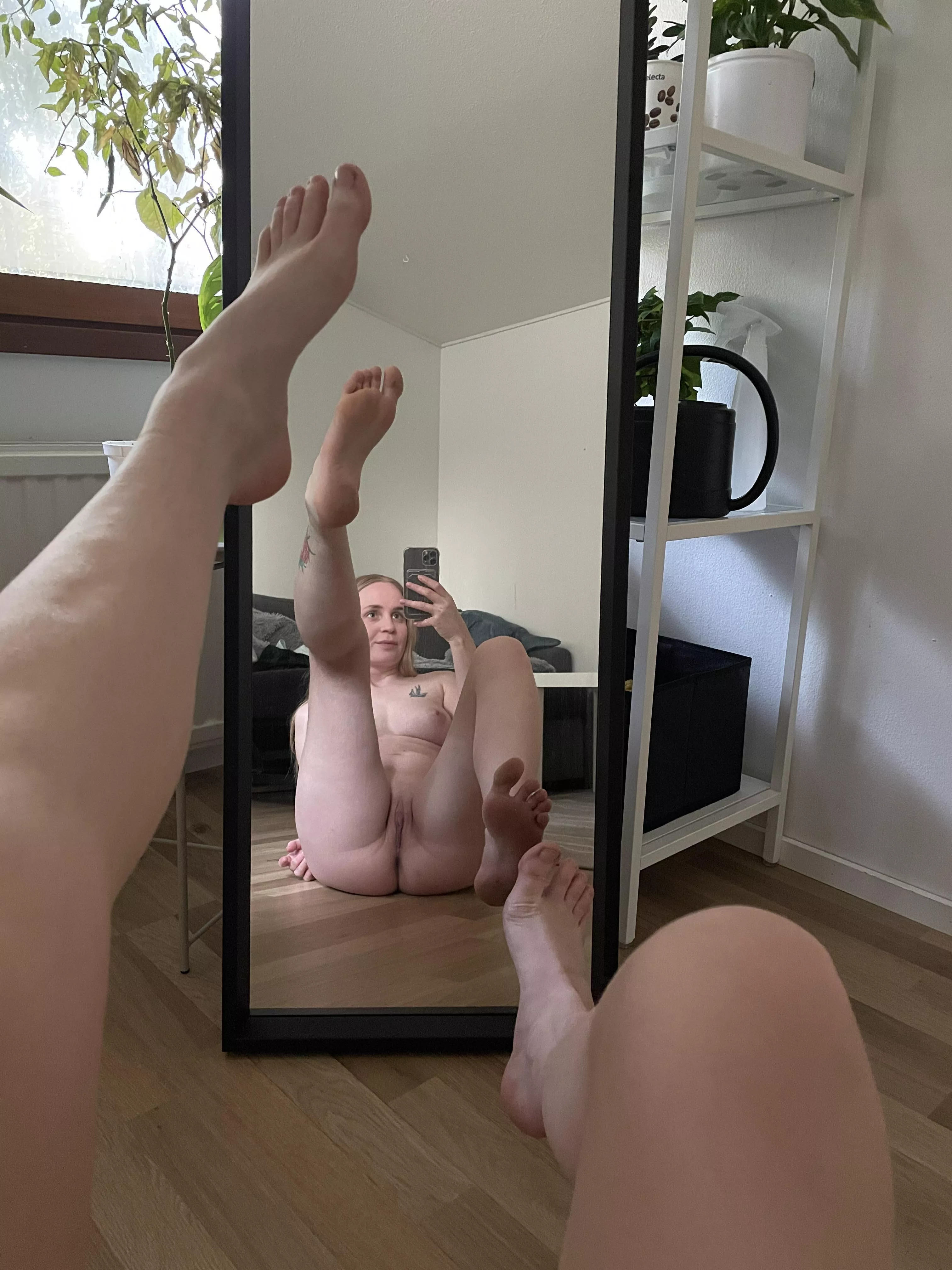 Do you think I deserve your attention? posted by urbanelyBag209