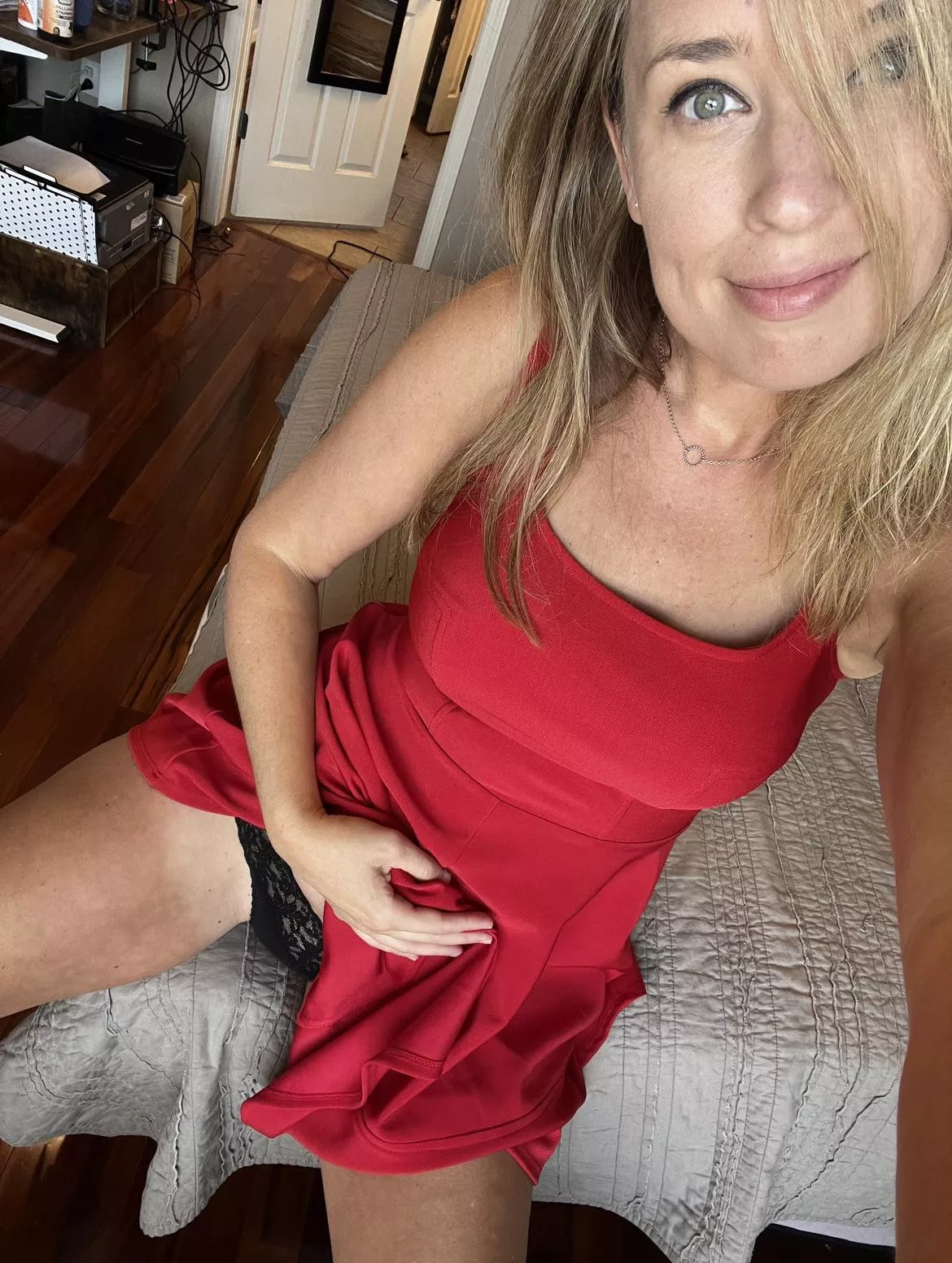 Happy Friday! (F38) posted by lyric_in_my_head