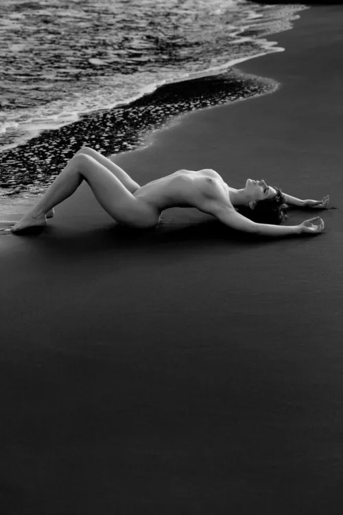 Isabel by Pablo Almansa by Gothmoggie