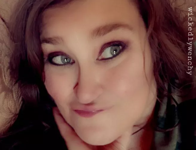 Just thinking by THEwickedlywenchy